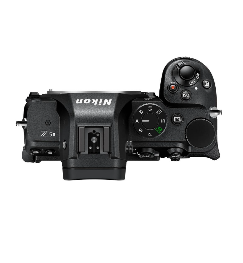 Бездзеркальний фотоапарат Nikon Z5 II body (VOA170AE)